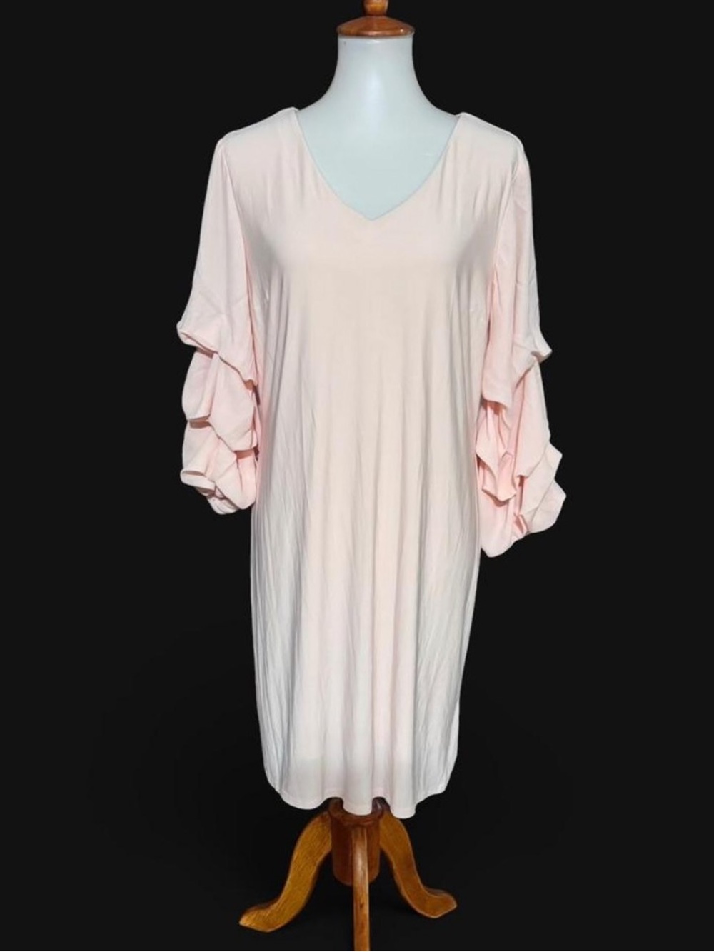 Soft Pink V-Neck Ruffle Sleeve Midi Dress Large